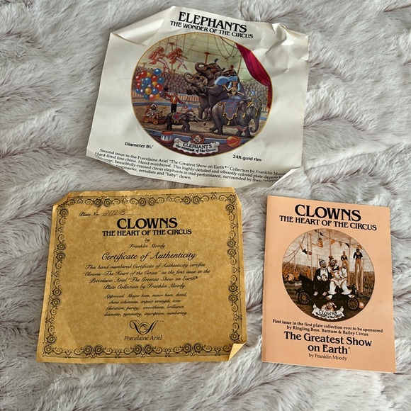 Vintage 24K gold rim Clown plate from the greatest show on earth!!🌍 - Picture 3 of 12